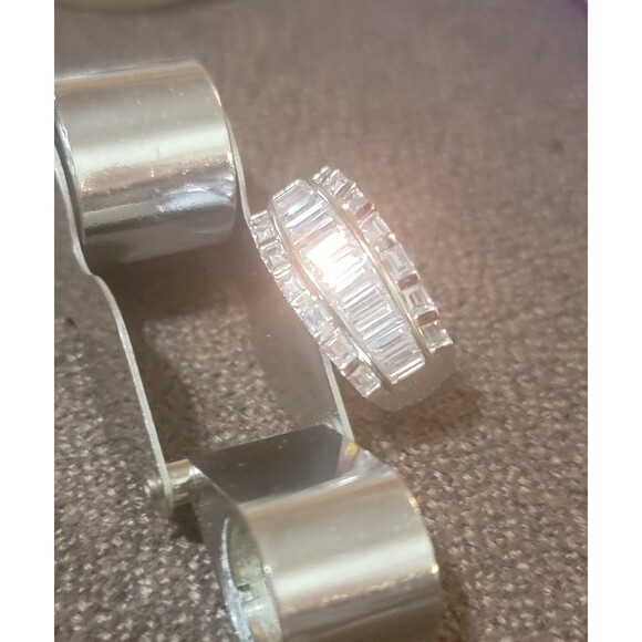 Ross Simons Dazzling CZ Ring Wedding Anniversary Exquisite 925 Sterling approx10 - Picture 7 of 13